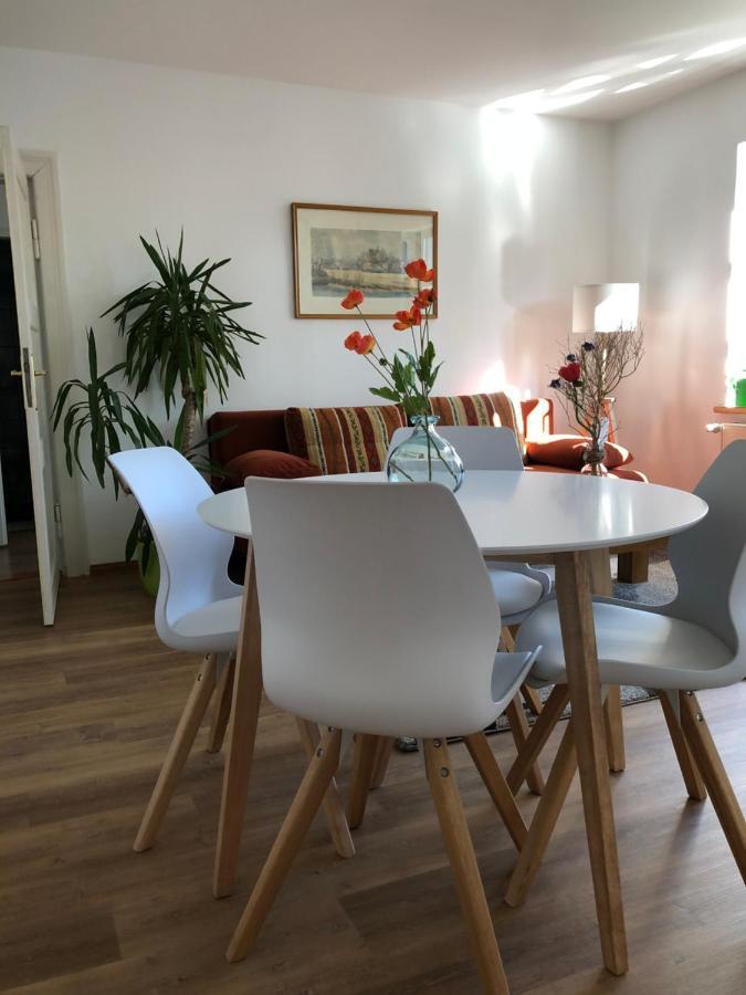 Villenappartement Mit Blick Ins Gruene Am Rande Der Wunderschoenen Altstadt Wismar Exterior photo
